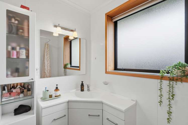 37 Renfrew Street Waikiwi_14