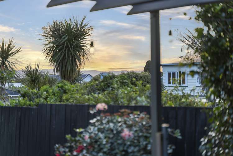 2/15 Stewart Road Mount Albert_13