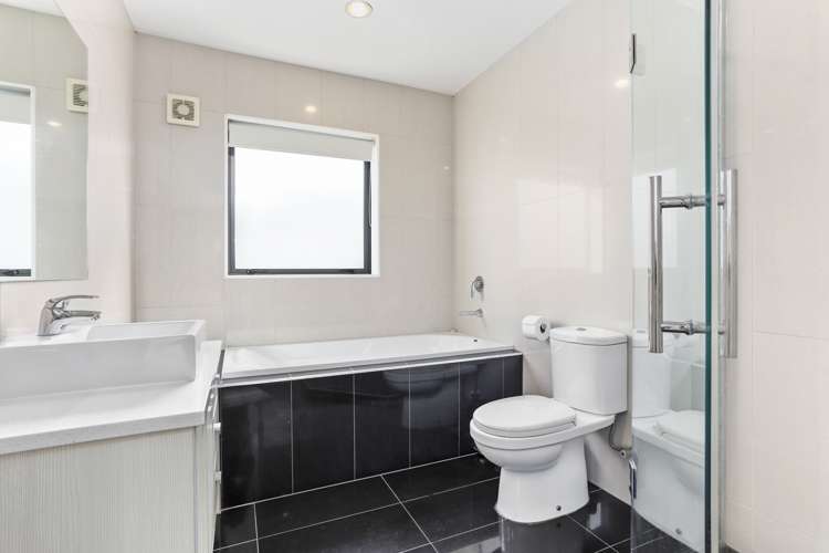 26 Bellagio Way Flat Bush_21
