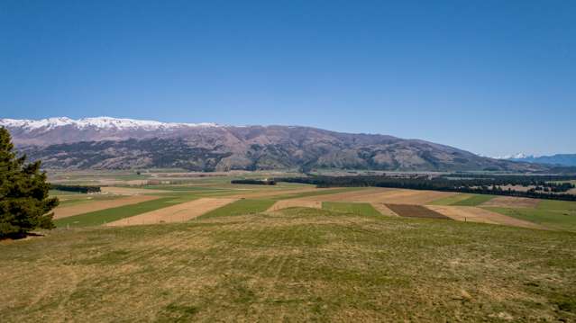 Lots 2-3 Tomich Heights, Tarras-Cromwell Road, Tarras Wanaka Surrounds_2