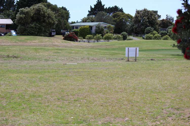 151 The Fairway Matarangi_3