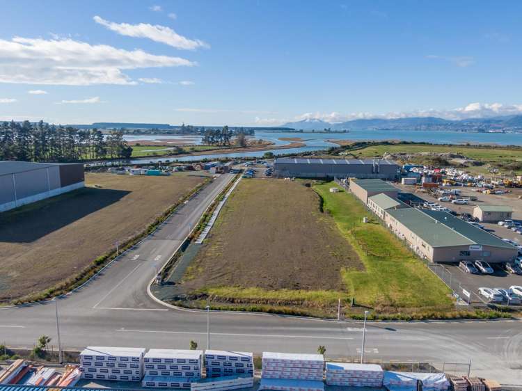 750 Lower Queen Street Richmond_3