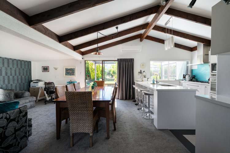 2/15 Mere Road Taupo_6