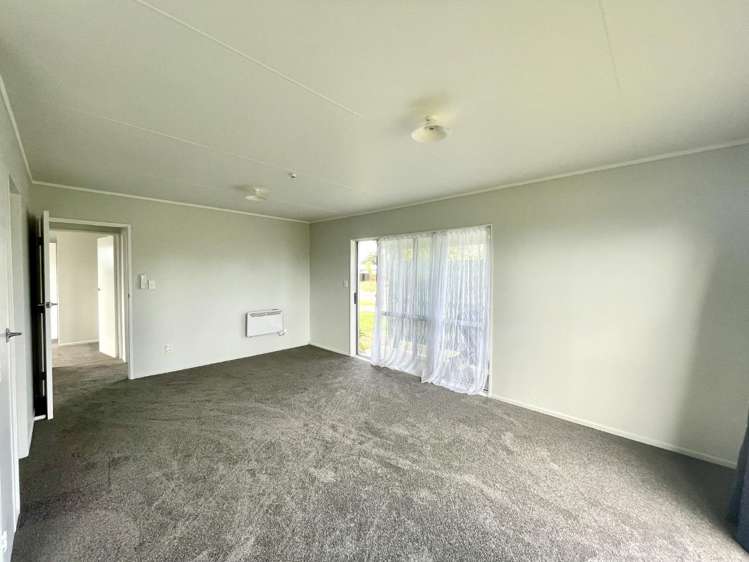 14 Ramsey Crescent 10480_1