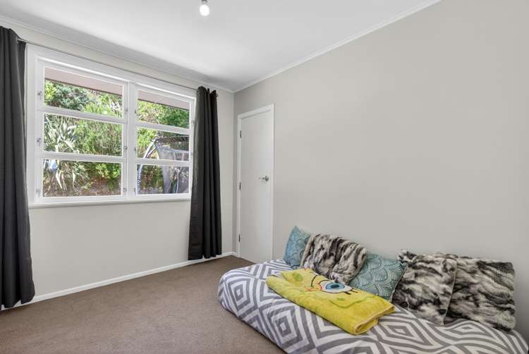 15 Thomson Grove Stokes Valley_12