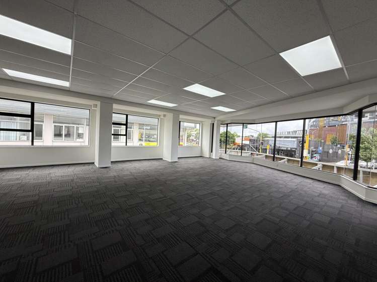 3067 Great North Road New Lynn_5