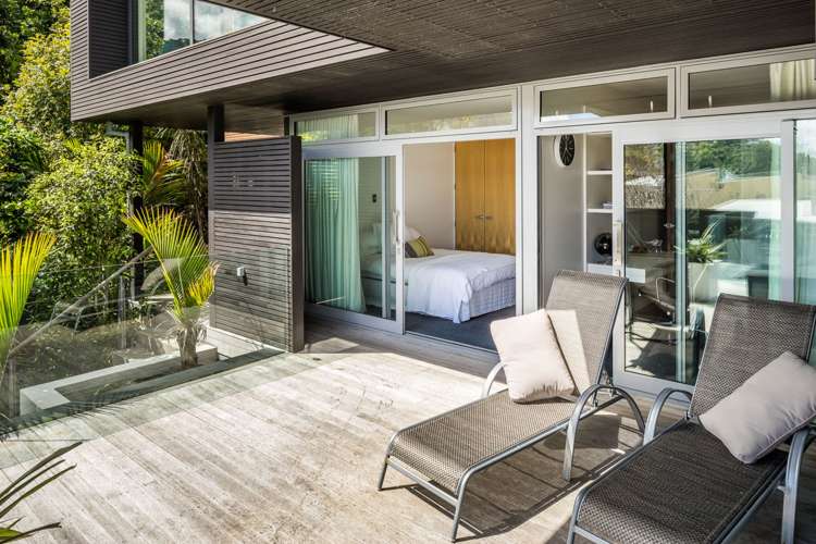 615a Marine Drive Days Bay_12