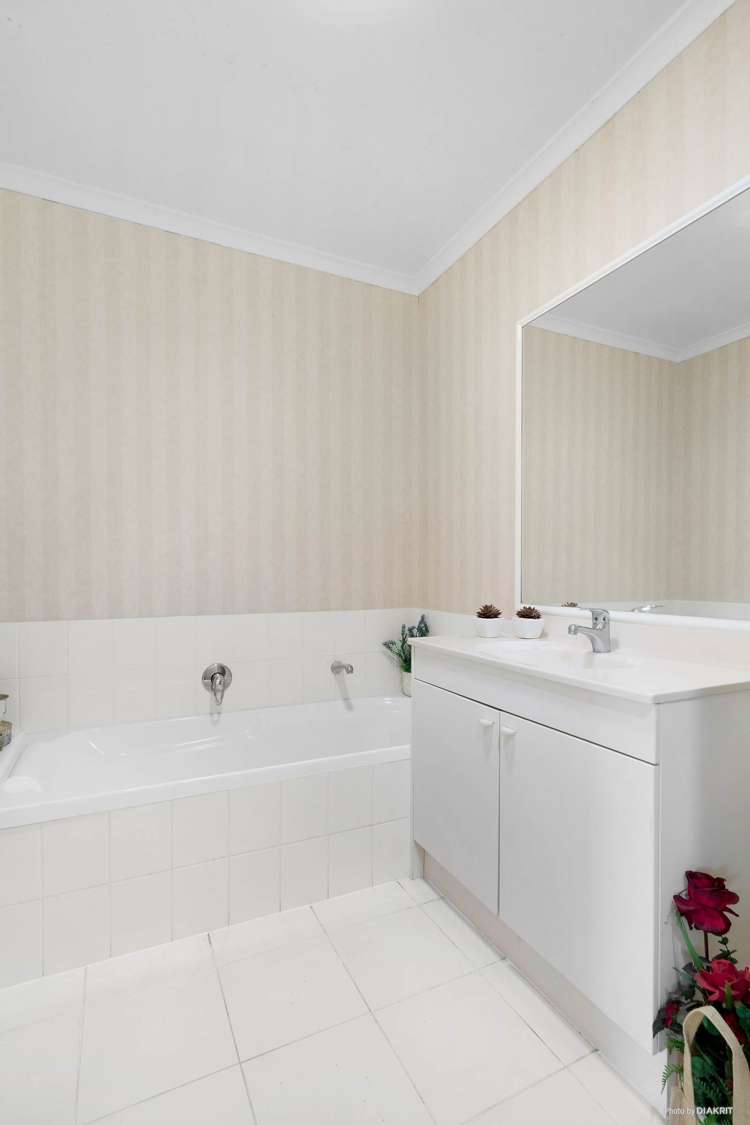 28 Etherton Drive Manurewa_12