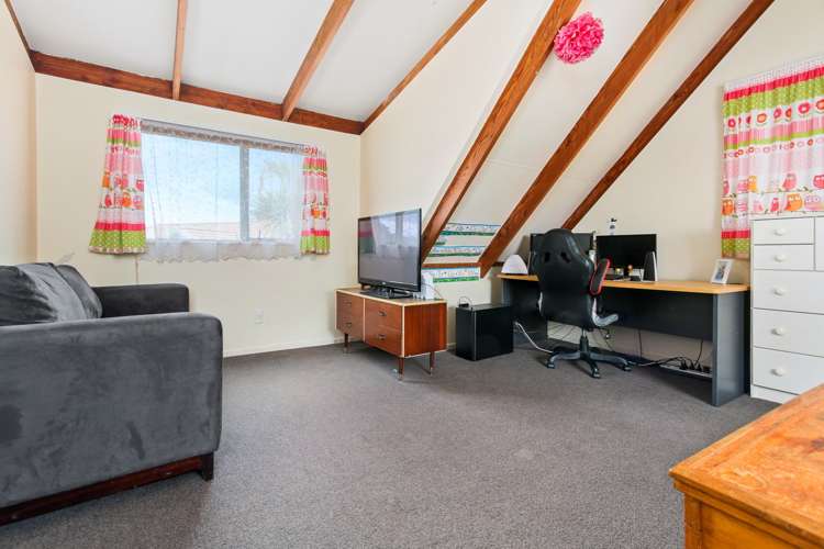 4 Skybird Place Glen Eden_7