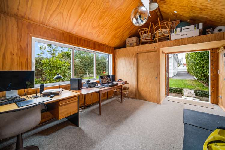 4 Seacombe Road Point Chevalier_8