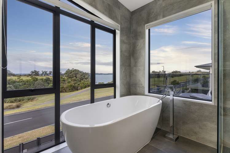 78 Weatherly Drive Beachlands_18