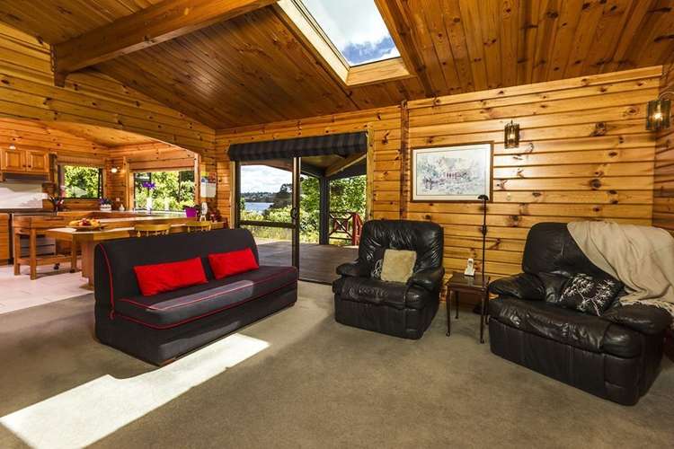 7 Traffic Road Greenhithe_7