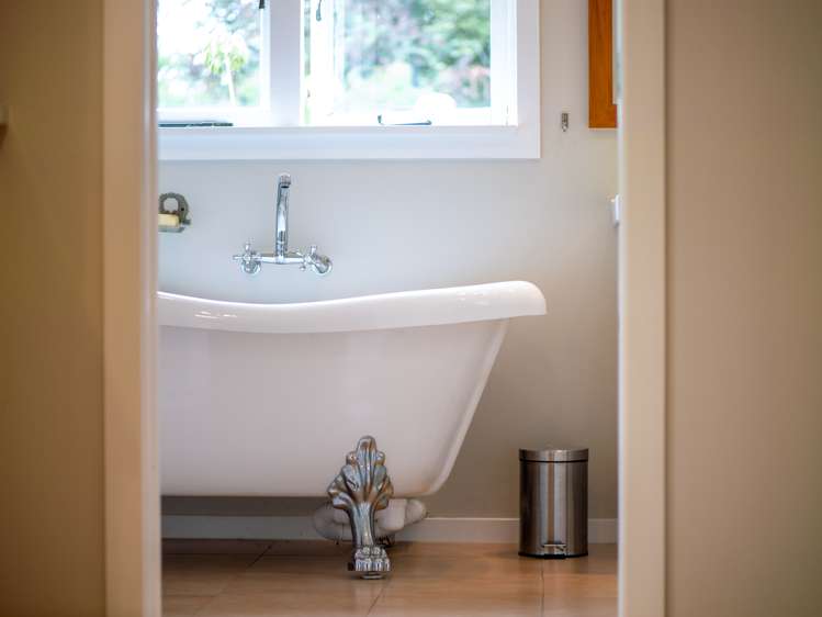 6 Tirairaka Terrace Russell Surrounds_30