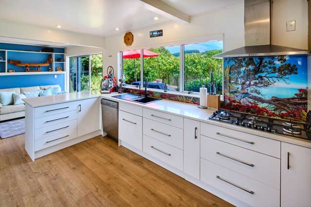 7 Tui Terrace Tawa_2