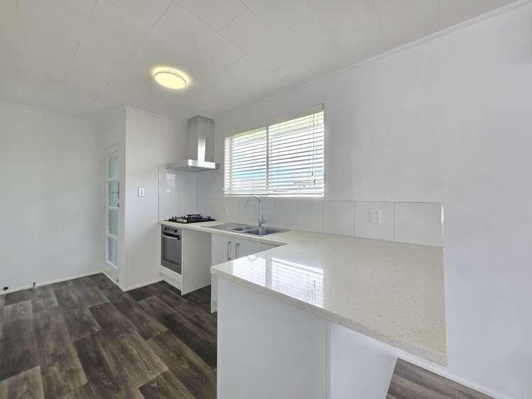 21 Ben Lora Place Mangere East_5