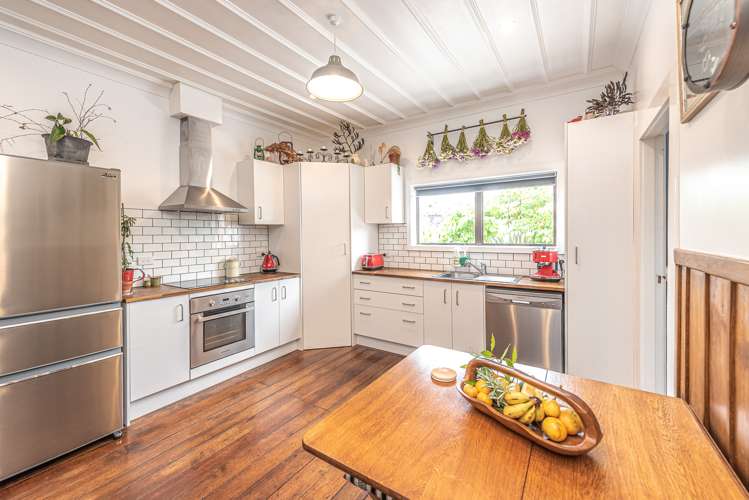 16 Barrack Street Wanganui Central_18