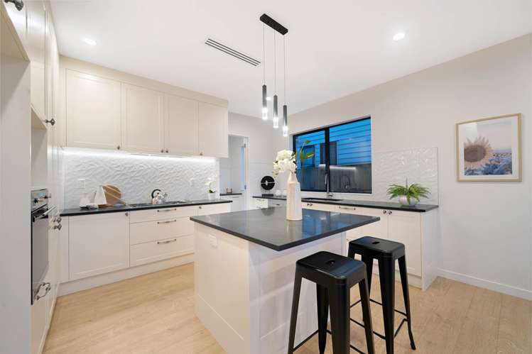 147 Seabrook Avenue New Lynn_5