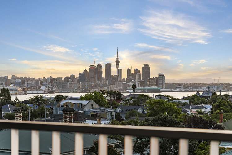 86 Victoria Road Devonport_20