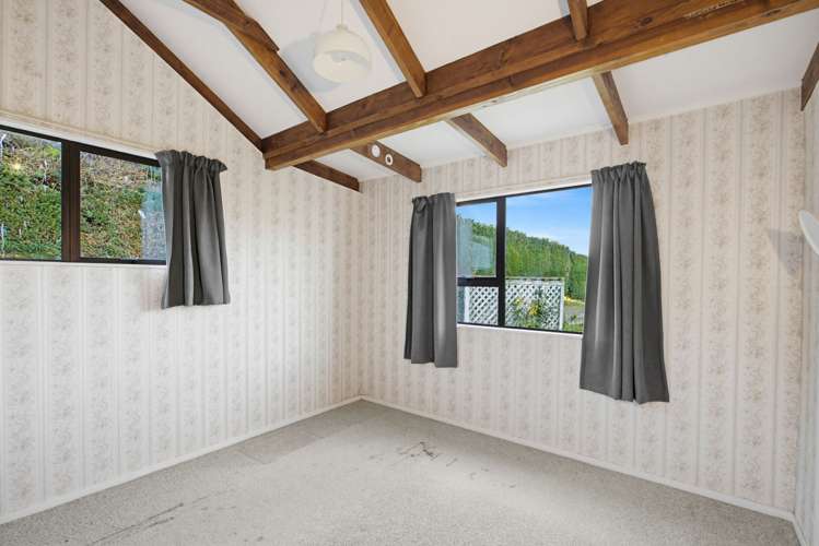 83 Hazeldine Road Waikaia_10