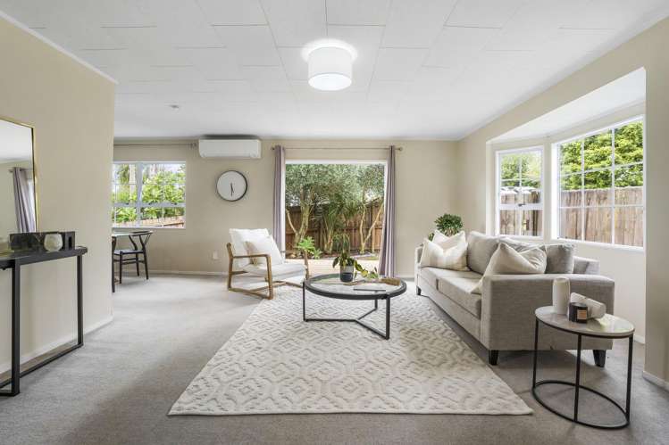 1/1 Mira Place Mairangi Bay_1