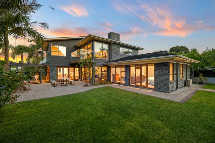 14 Davita Place Farm Cove_1