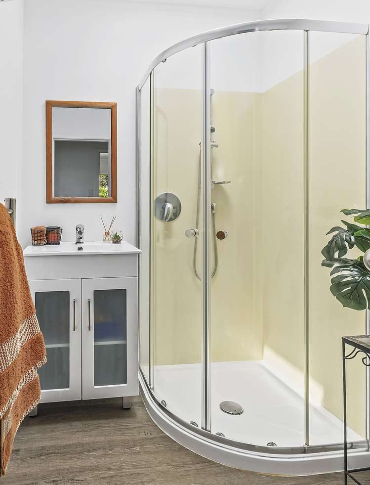 1b Sandhurst Way Crofton Downs_13