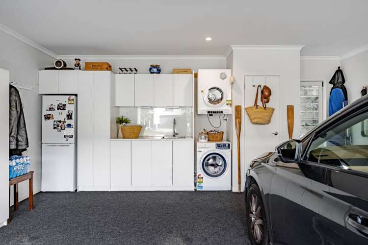 135 Barbarich Drive Stonefields_17