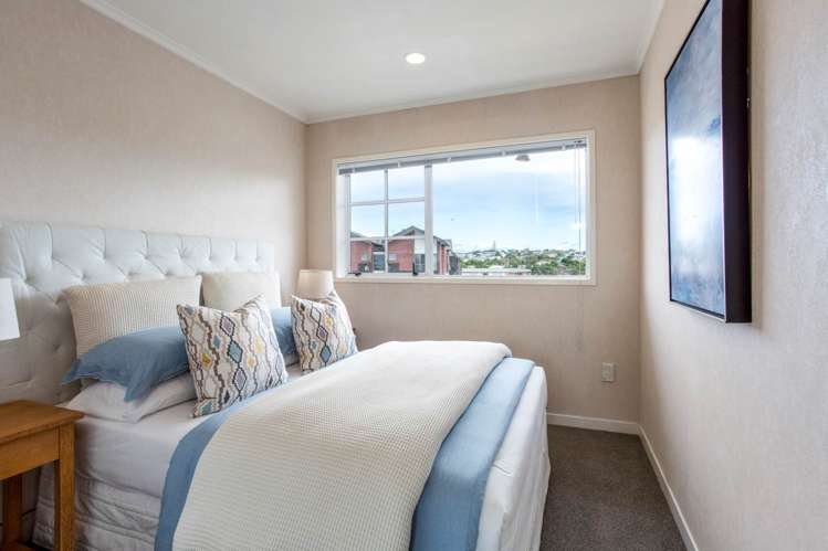 2/185 Shakespeare Road Milford_18