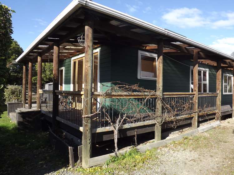 22 High Street Waddington_23