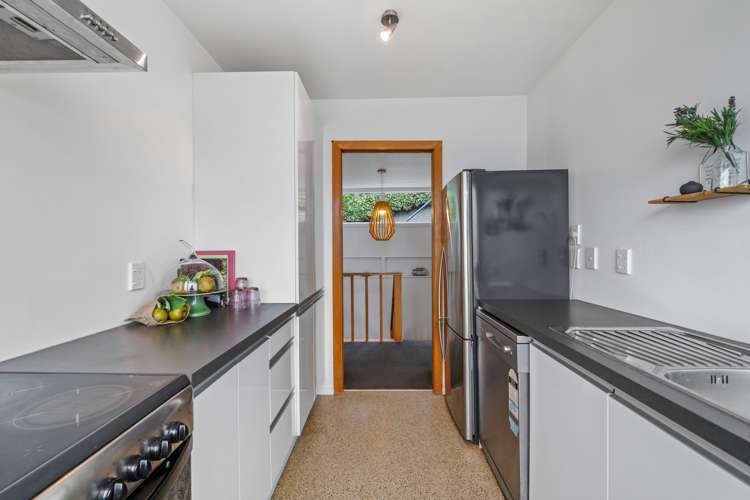 64 Barnard Street Wadestown_7