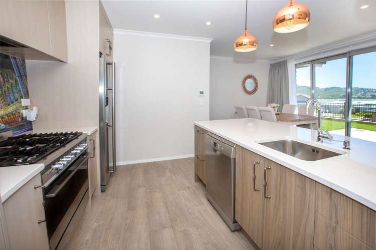 5 Margaret Shields Avenue Aotea_9