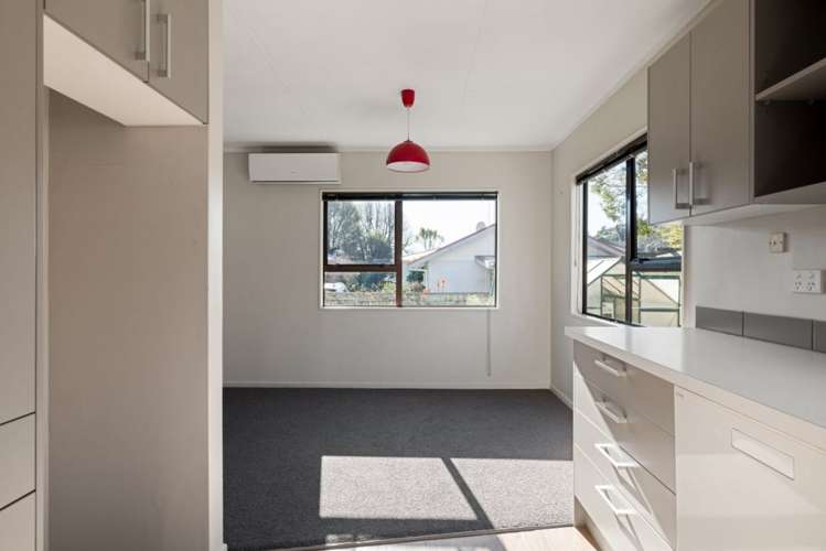 1/8 Waterdale Way The Brook_10