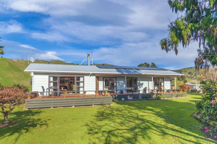 2277 Lake Road Frasertown_7