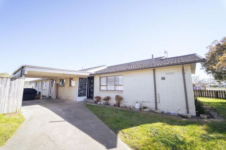 243 Flaxmere Avenue Flaxmere_12