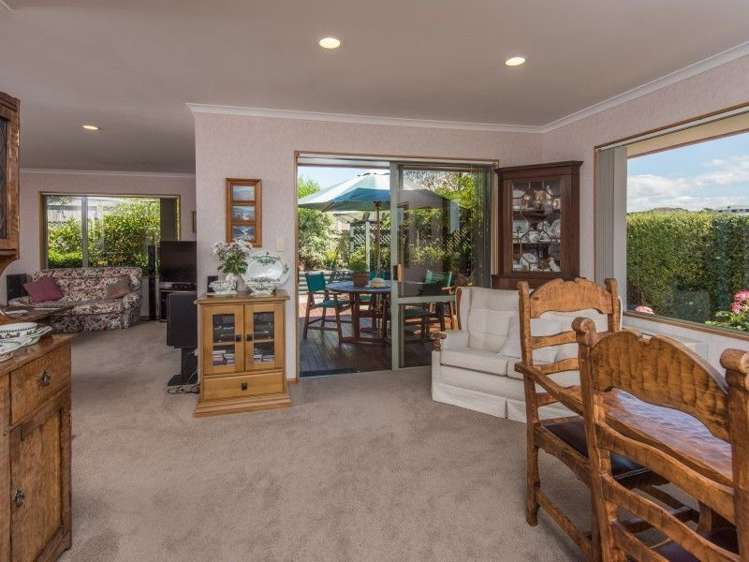 14 Idesia Grove Richmond_5