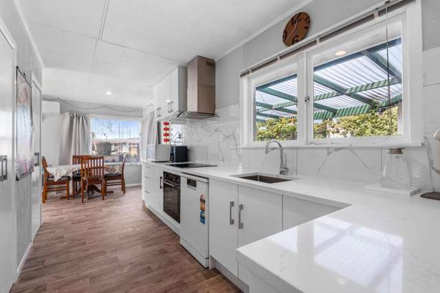 2 Aurora Street Westbrook_1