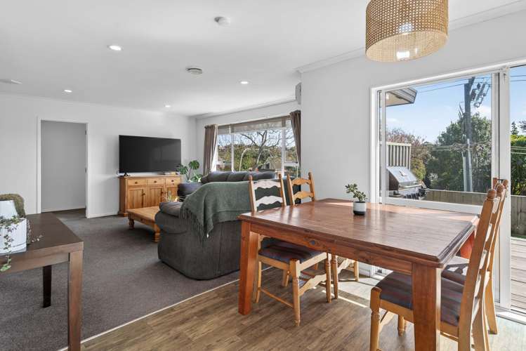 9 Meadowviews Drive Welcome Bay_11