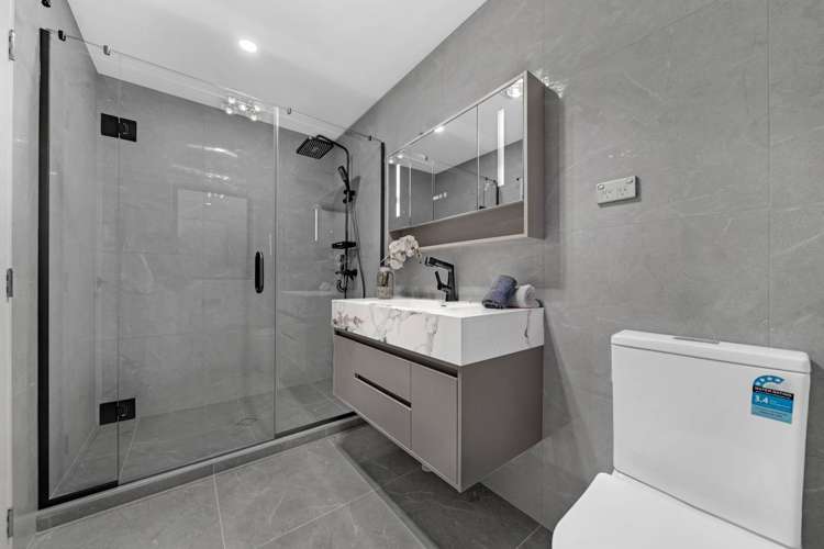 26 Castlebane Drive Flat Bush_24