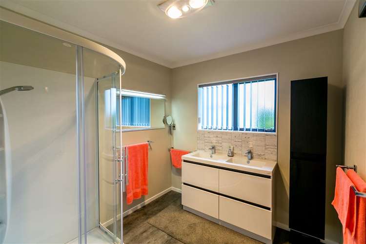 14 Von Tempsky Street Normanby_10