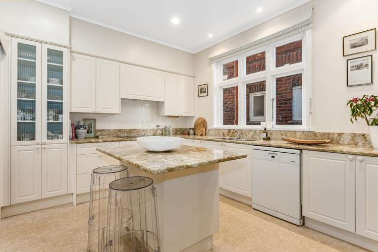 65 Thompson Street Mount Cook_17