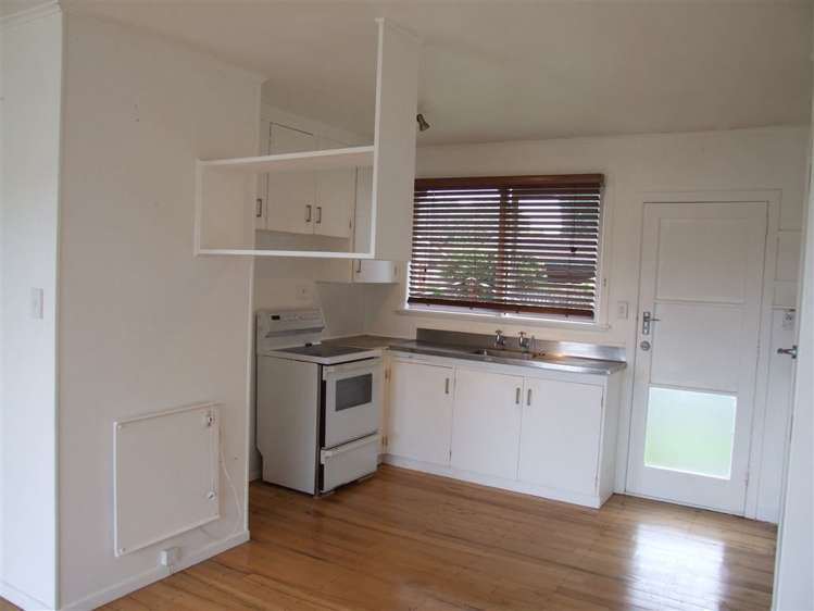 2/39 Shakespeare Road Milford_2