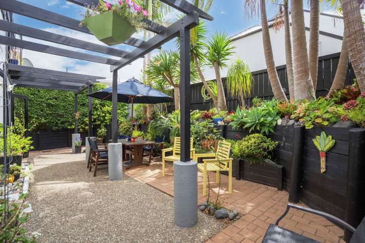 2/11 Paparoa Road Cockle Bay_0