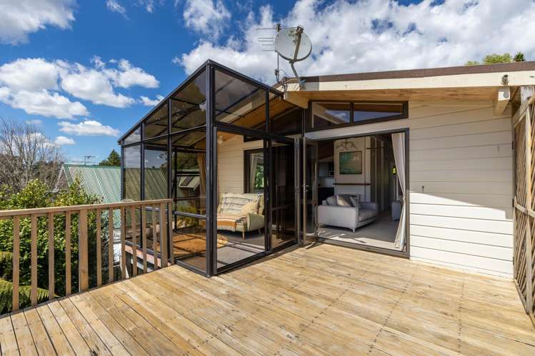 13 Lindaver Grove Merrilands_2