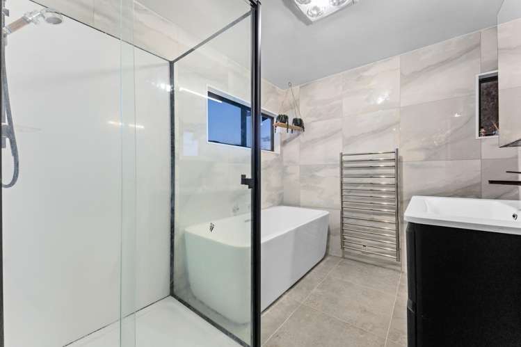 1 Relko Crescent Torbay_15