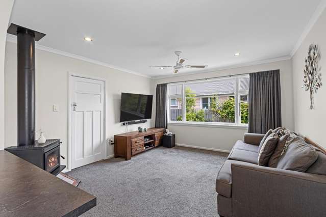 215 Breezes Road Aranui_3