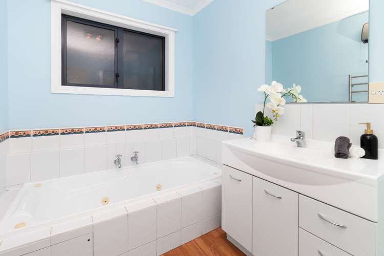 6b Fovant Street Russley_12