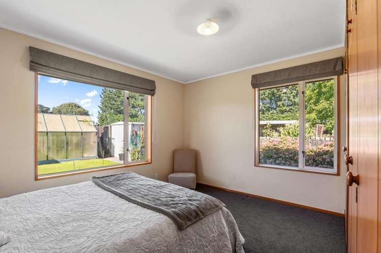 238 Beach Road East Elgin_13