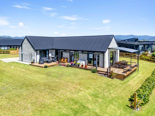 Golf Front Architectural Elegance