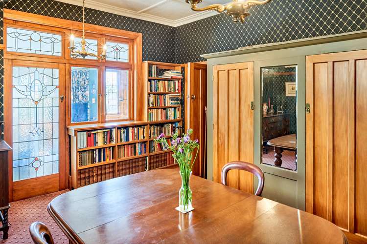 35 Marine Parade Eastbourne_7