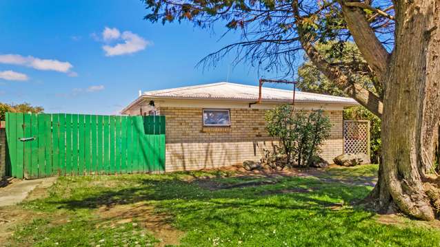 1/4046 Great North Road Glen Eden_2